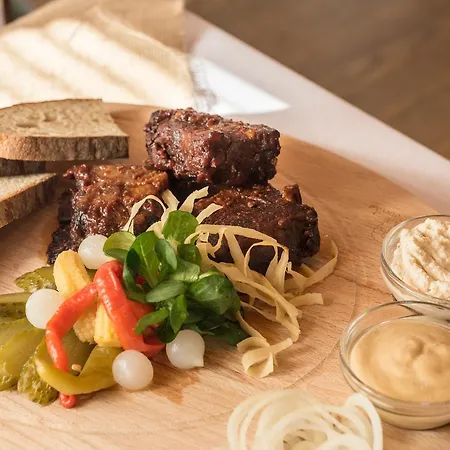 Ovecka ゲストハウス